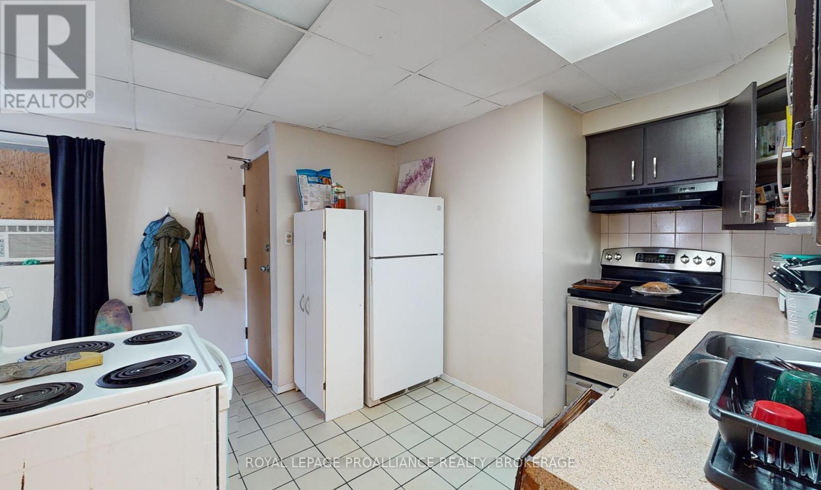 271-273 Rideau Street, Kingston, Ontario  K7K 3A7 - Photo 19 - X12146864
