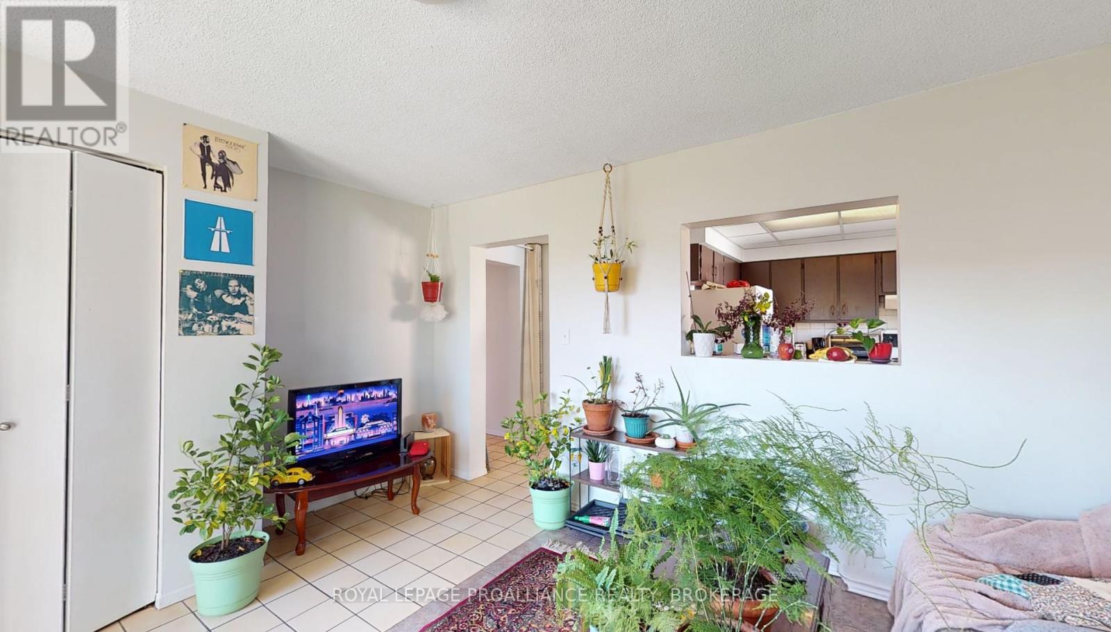 271-273 Rideau Street, Kingston, Ontario  K7K 3A7 - Photo 22 - X12146864