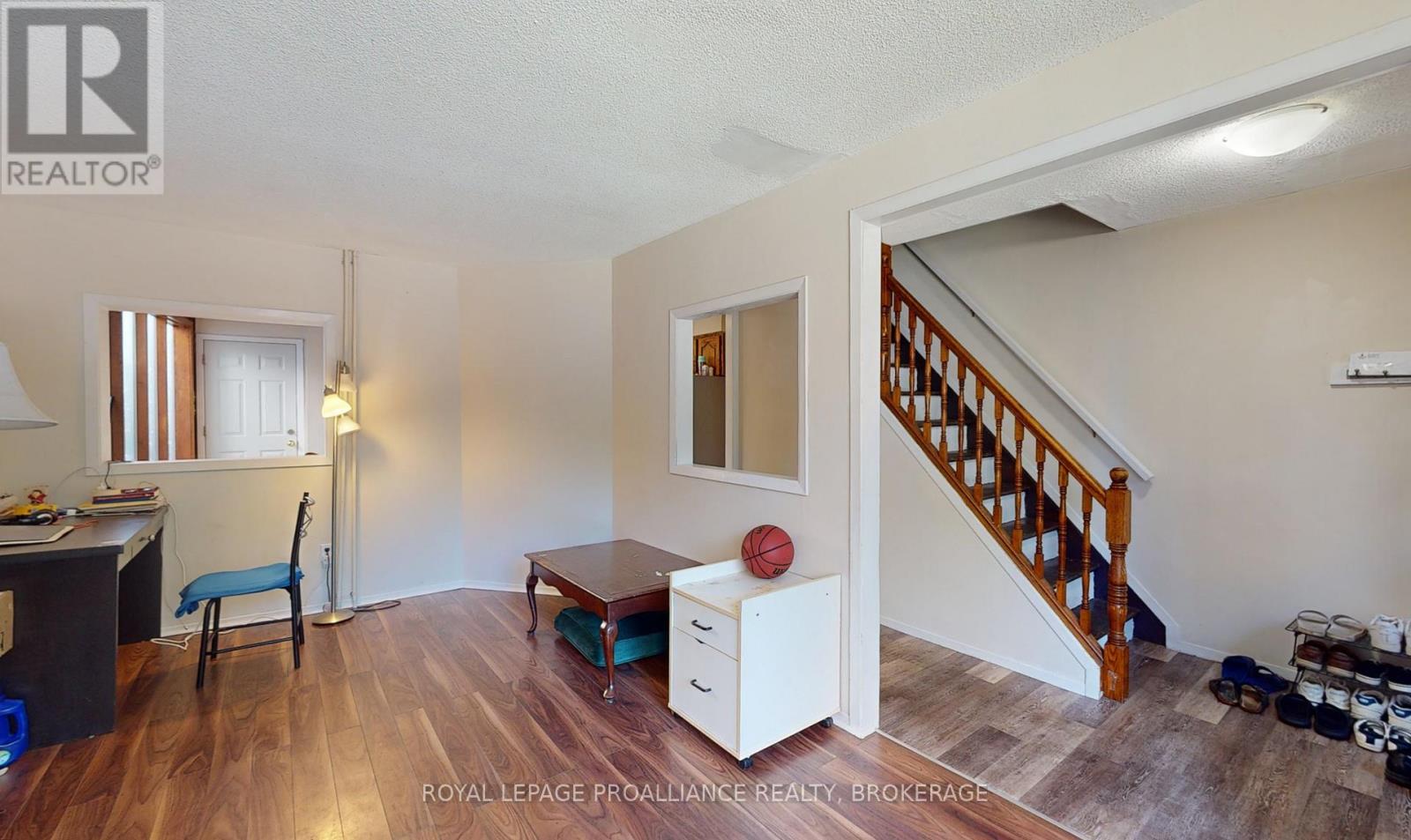 271-273 Rideau Street, Kingston, Ontario  K7K 3A7 - Photo 3 - X12146864