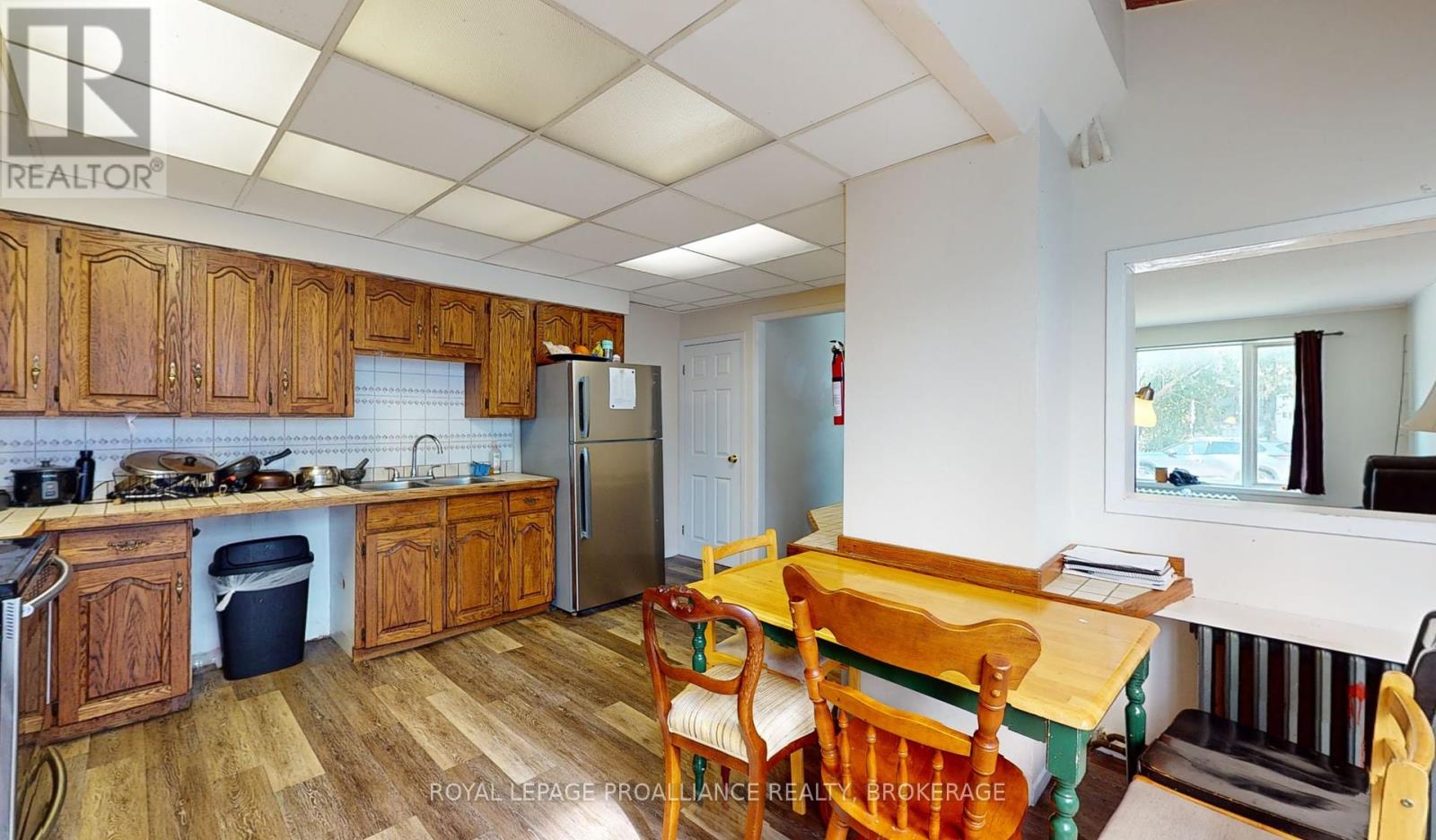 271-273 Rideau Street, Kingston, Ontario  K7K 3A7 - Photo 7 - X12146864