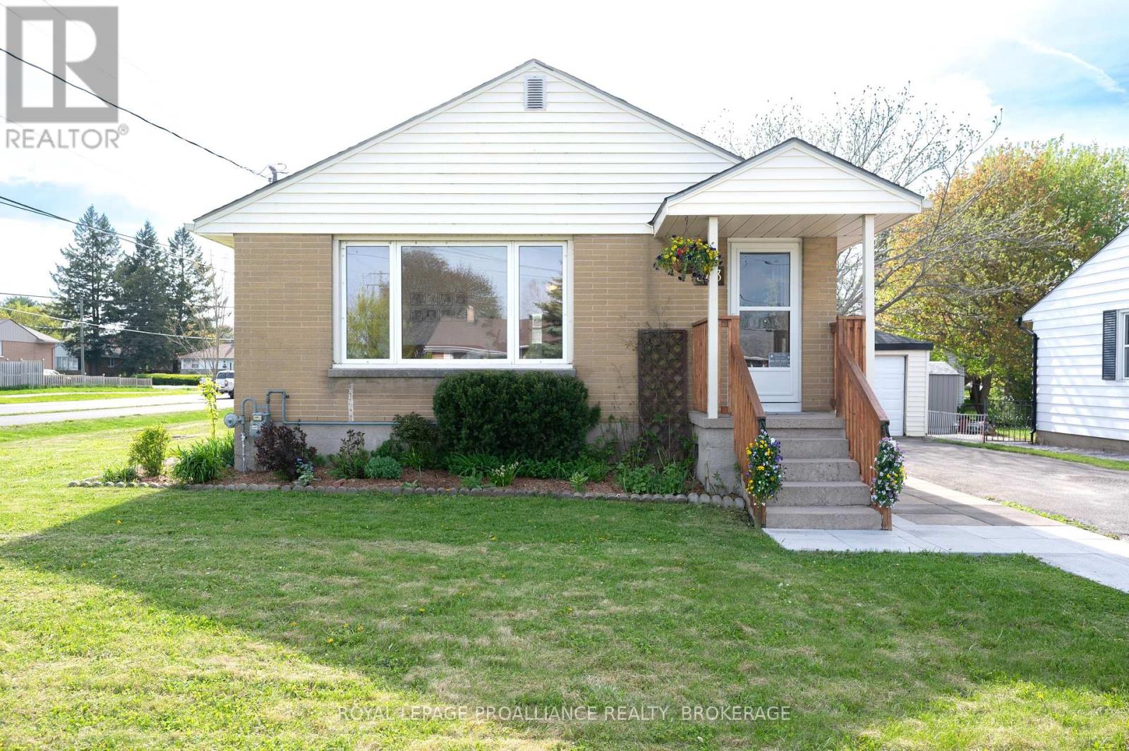 Property at 343 MEADOWCREST ROAD image 1