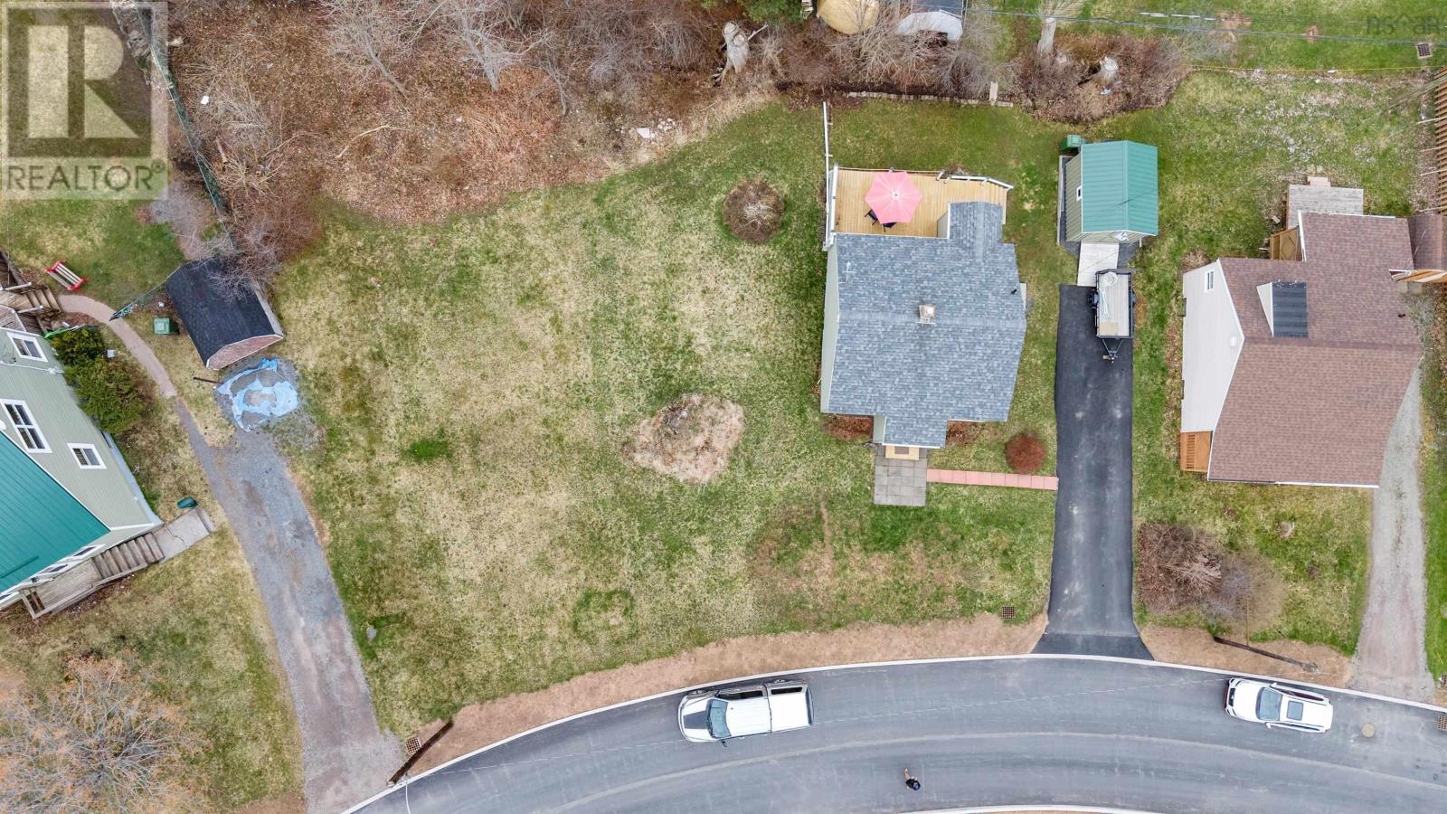 Property at 39 Highland Drive image 4