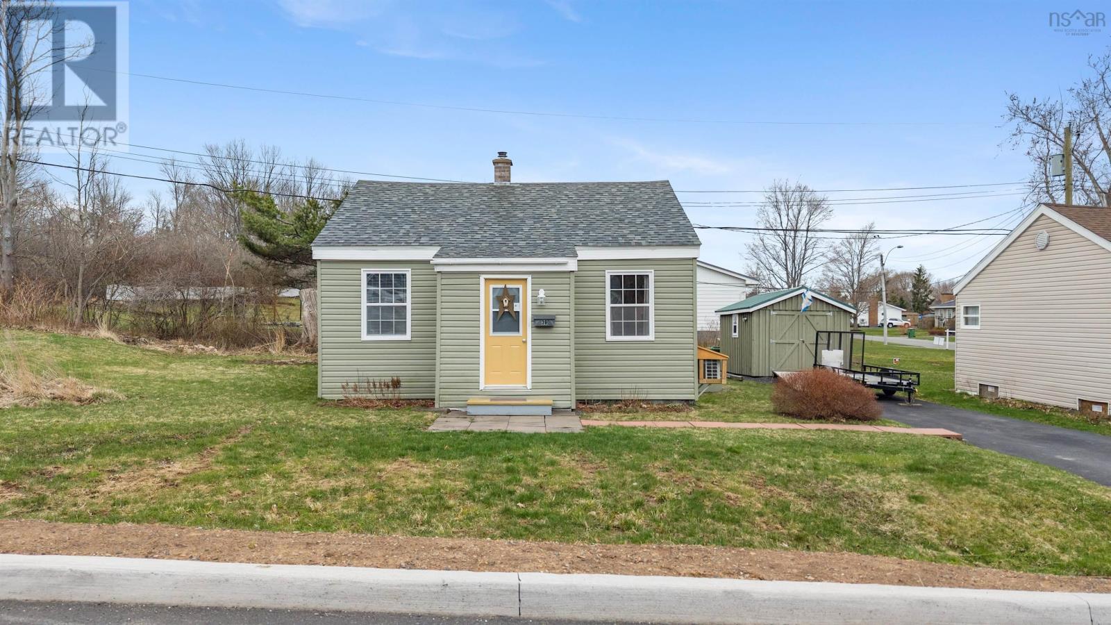 Property at 39 Highland Drive image 3