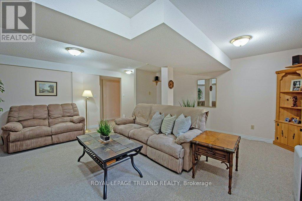 40 - 1241 Hamilton Road S, London East, Ontario  N5W 6B3 - Photo 22 - X12146766