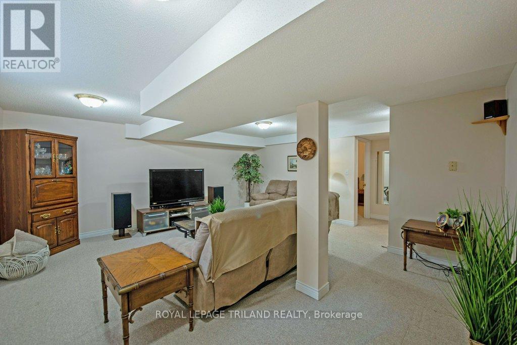 40 - 1241 Hamilton Road S, London East, Ontario  N5W 6B3 - Photo 23 - X12146766