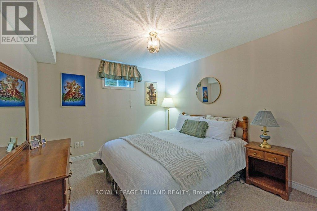 40 - 1241 Hamilton Road S, London East, Ontario  N5W 6B3 - Photo 24 - X12146766