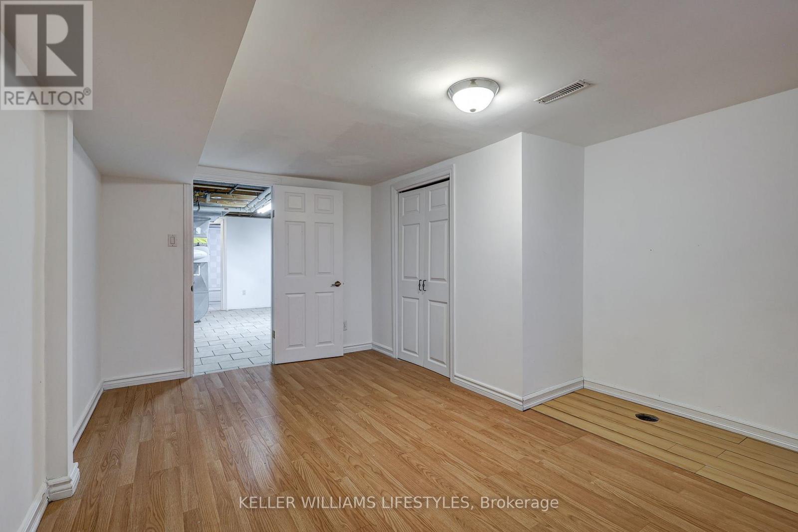 346 Glenrose Drive, London South (South B), Ontario  N6K 2A8 - Photo 21 - X12146768