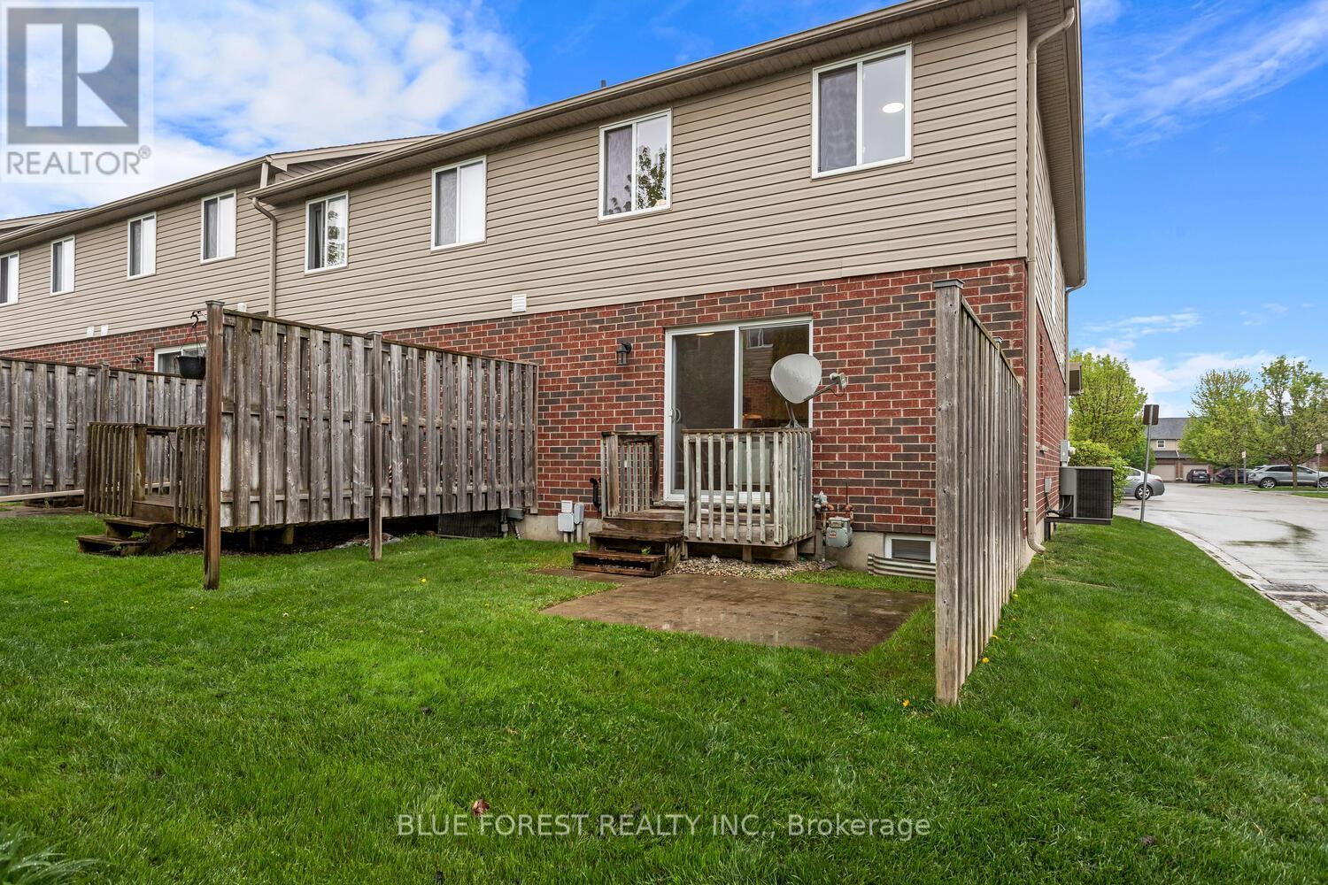 58 - 1059 Whetherfield Street, London North, Ontario  N6H 0B6 - Photo 37 - X12146779