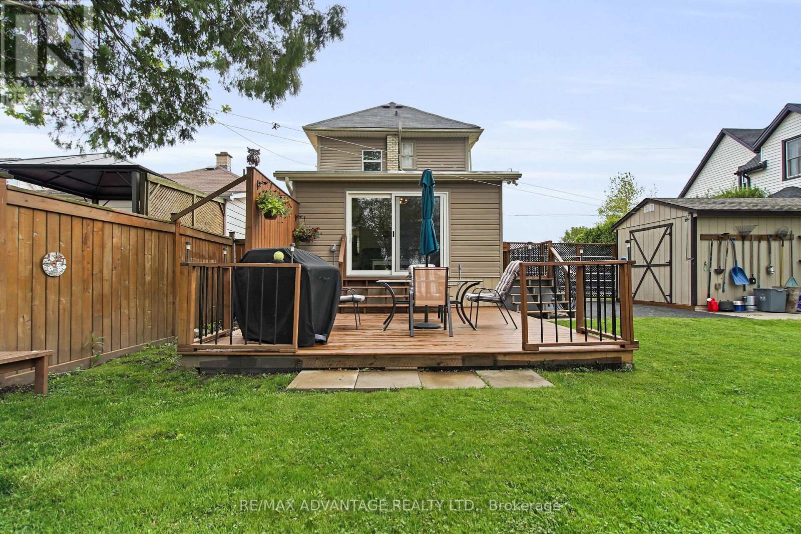 Photo 10 of 42 for 47 Barwick Street