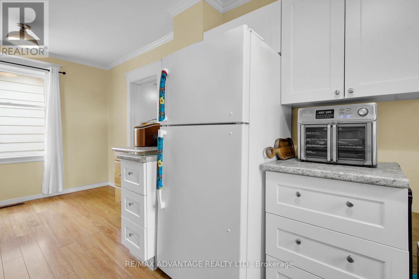 Photo 21 of 42 for 47 Barwick Street