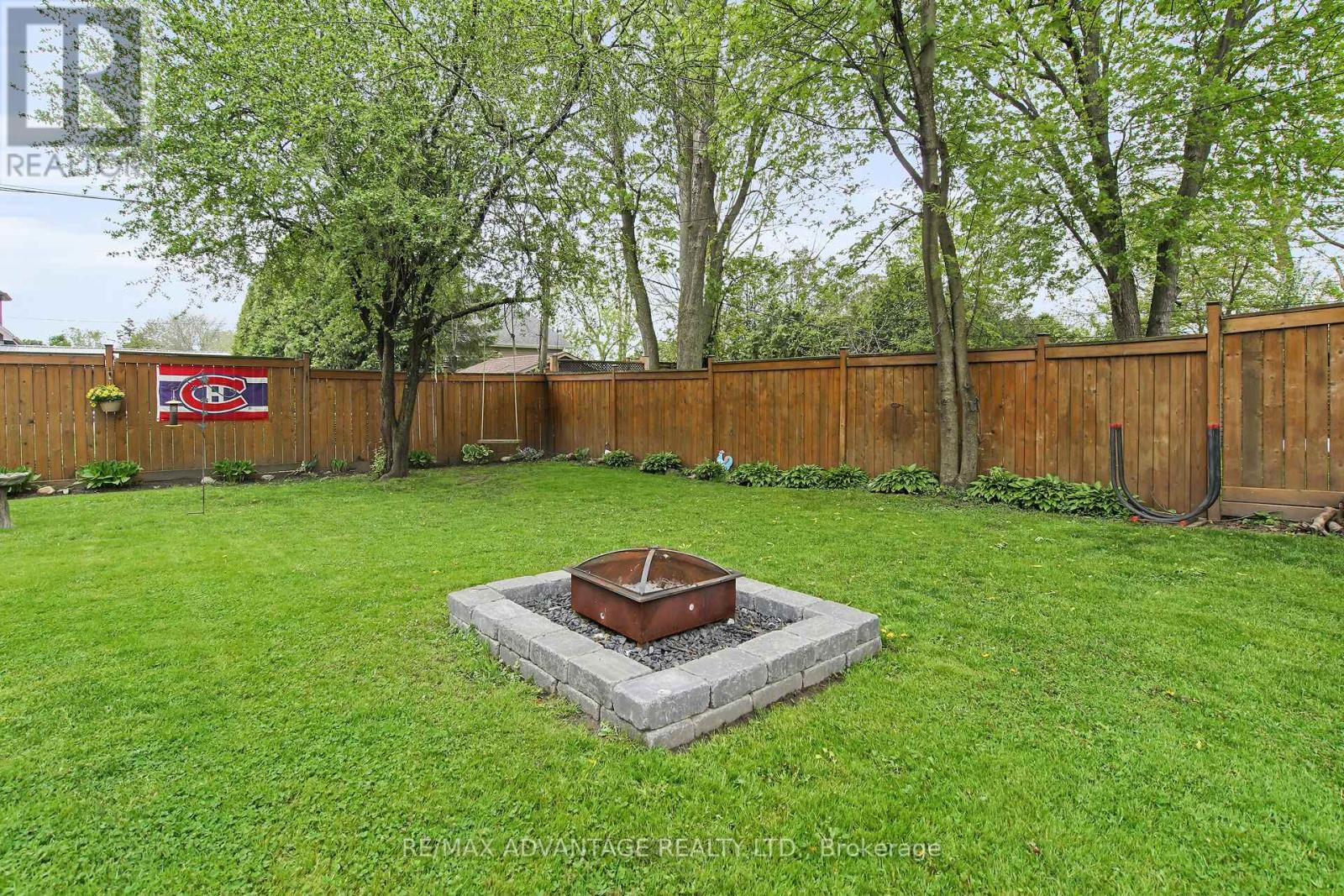 Photo 7 of 42 for 47 Barwick Street