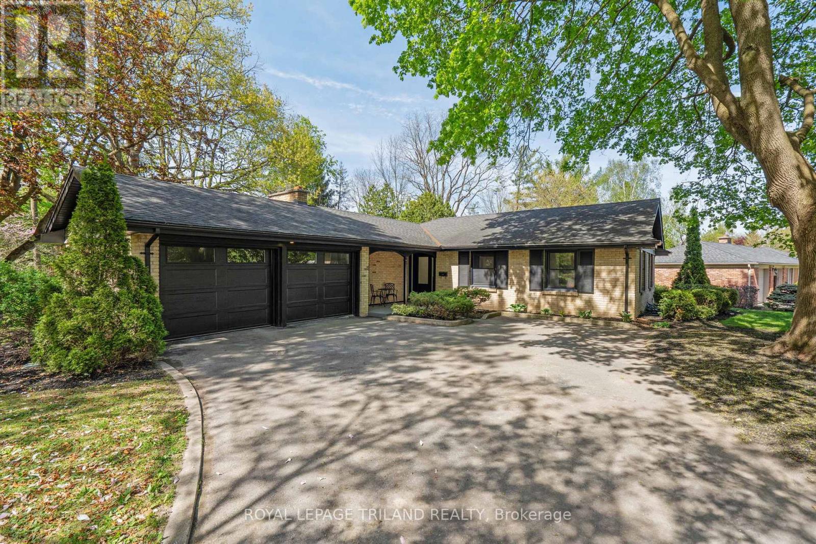 Property at 791 HAIGHTON ROAD image 1
