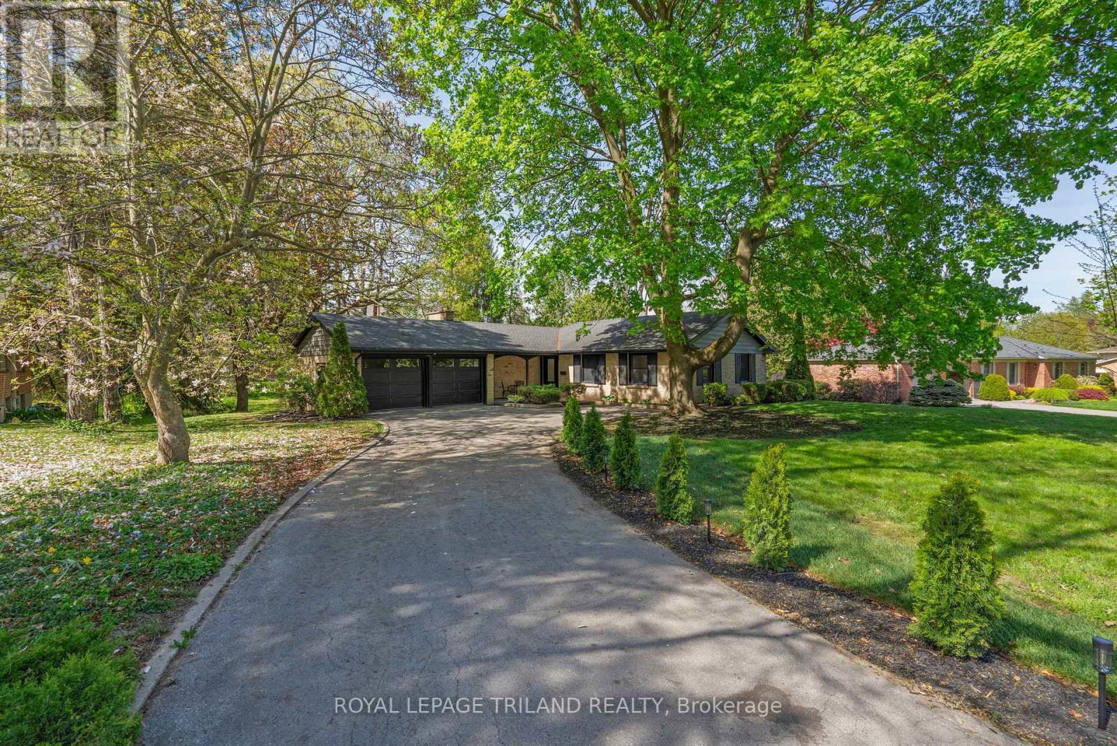 Property at 791 HAIGHTON ROAD image 3