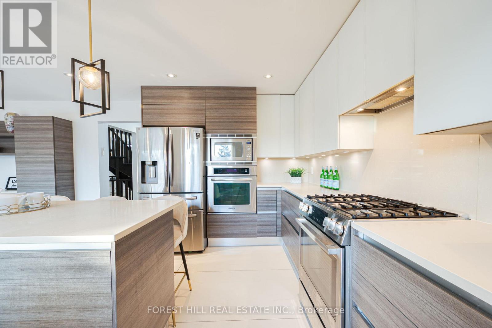211 Franklin Avenue, Vaughan, Ontario  L4J 7L4 - Photo 8 - N12146620