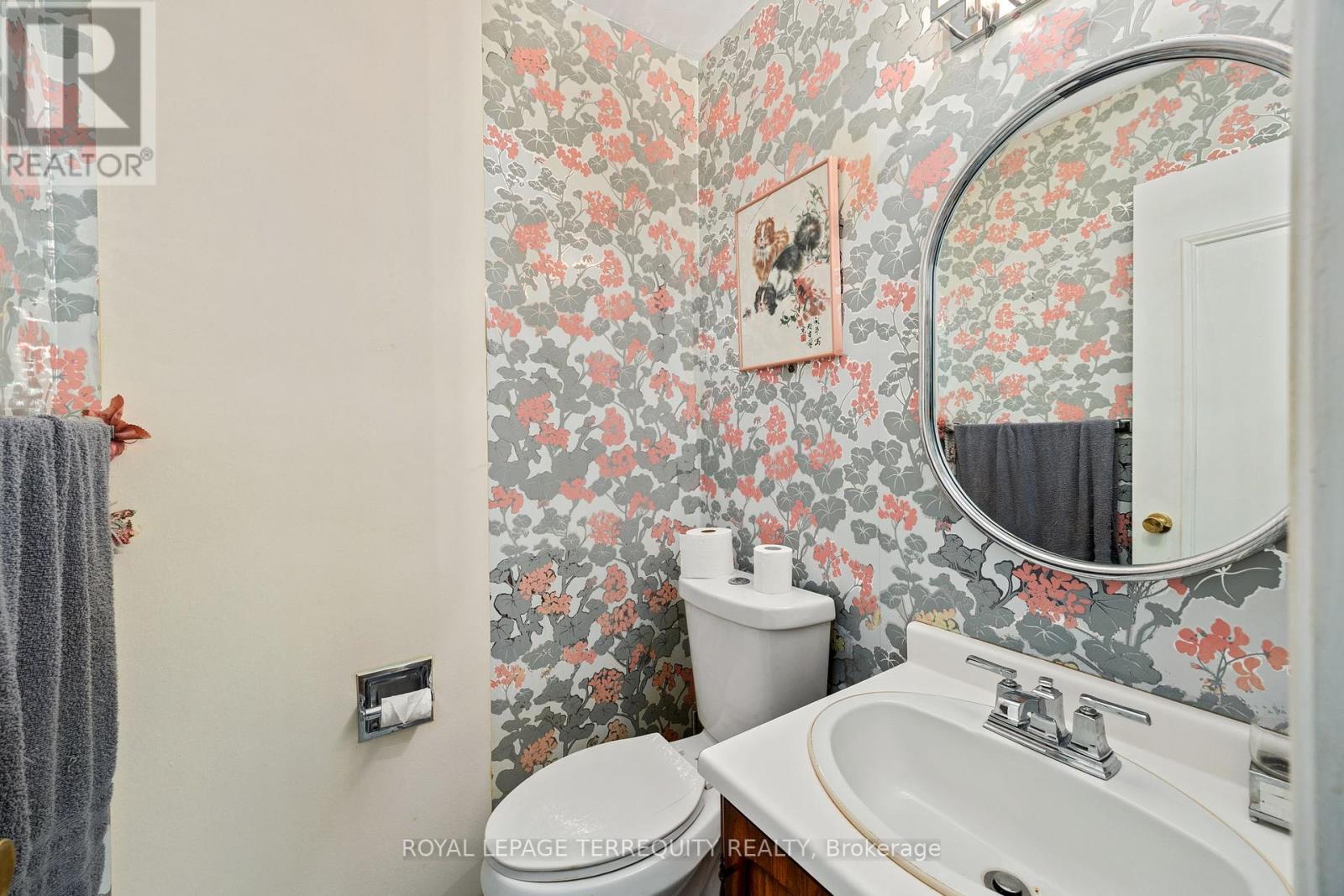 2 Baywood Court, Markham, Ontario  L3T 5W3 - Photo 7 - N12146626