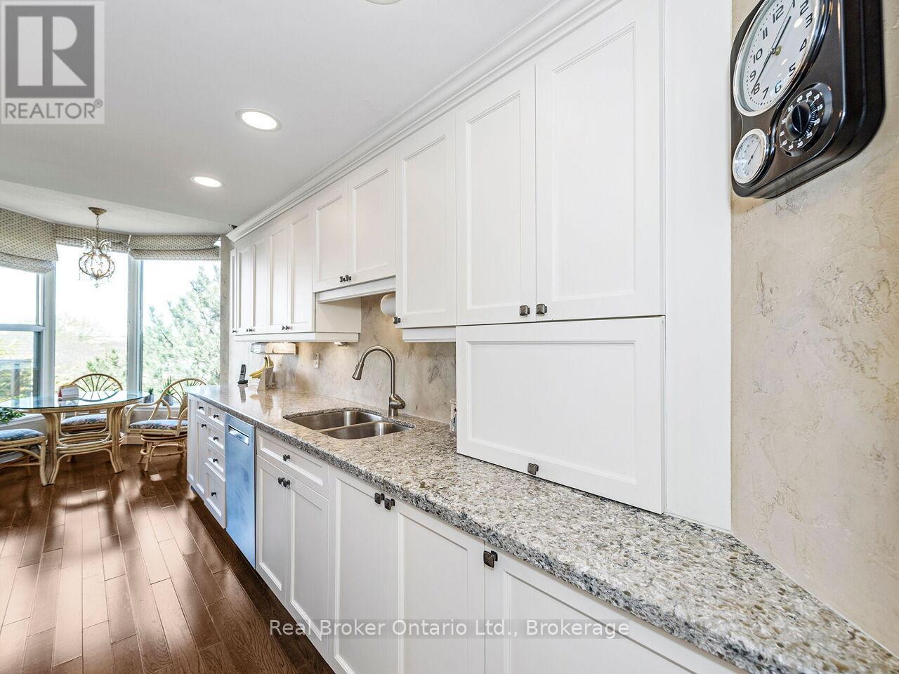 502 - 1901 Pilgrims Way, Oakville, Ontario  L6M 2W9 - Photo 20 - W12146893