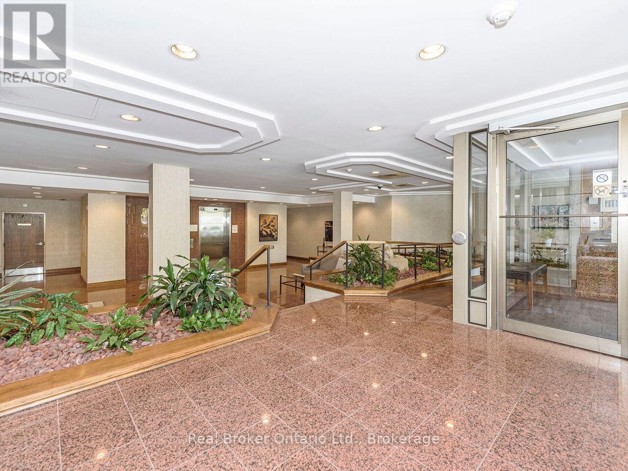 502 - 1901 Pilgrims Way, Oakville, Ontario  L6M 2W9 - Photo 30 - W12146893