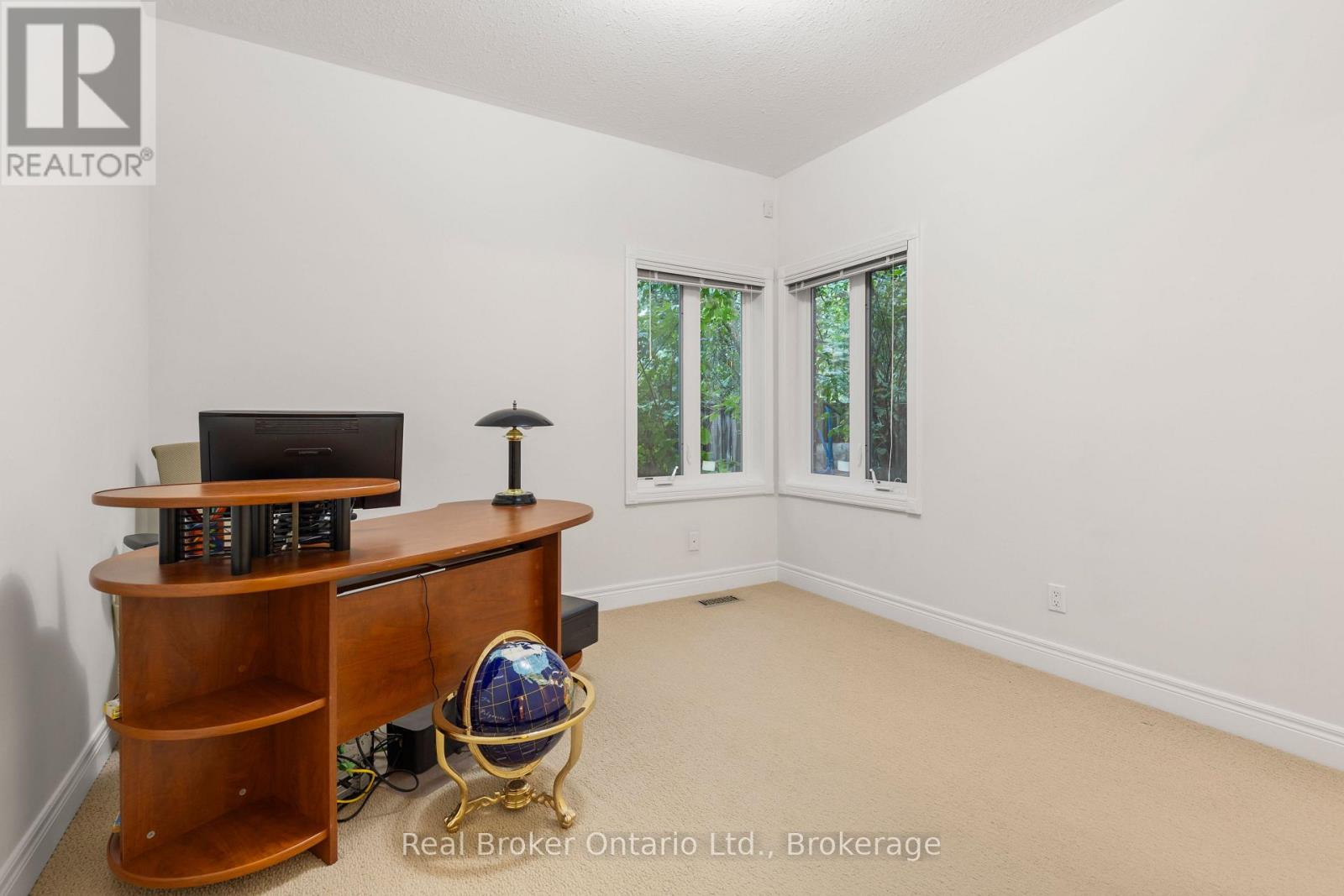 45 Pioneer Tower Crescent, Kitchener, Ontario  N2P 2L2 - Photo 15 - X12146830