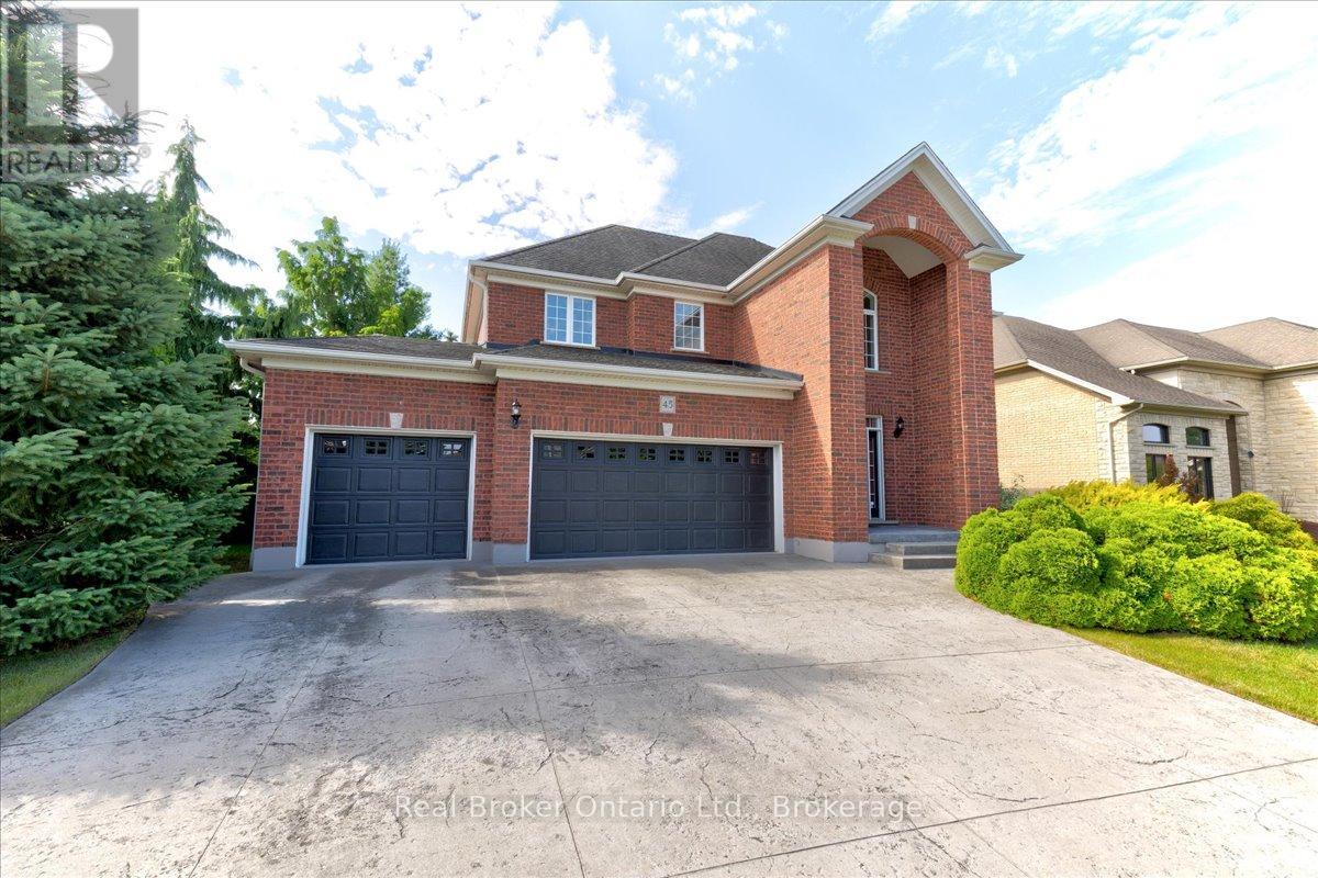 Property at 45 PIONEER TOWER CRESCENT image 3