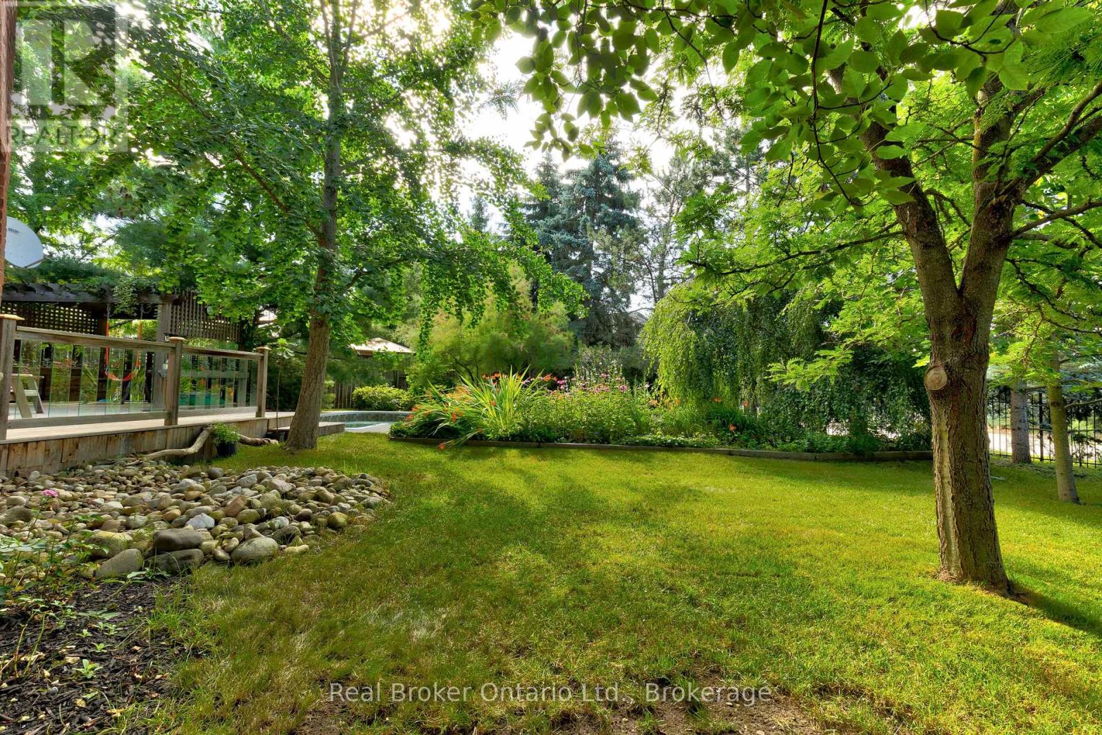 45 Pioneer Tower Crescent, Kitchener, Ontario  N2P 2L2 - Photo 40 - X12146830