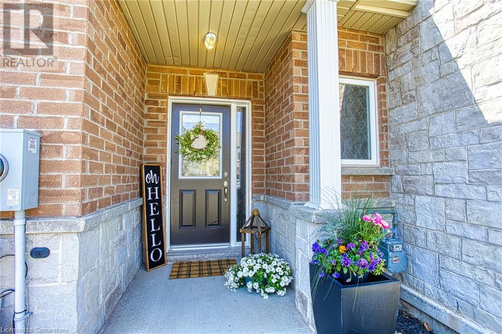 Property at 42 PINOT Crescent image 3