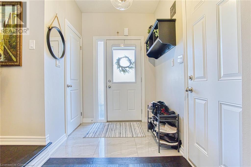 Property at 42 PINOT Crescent image 4