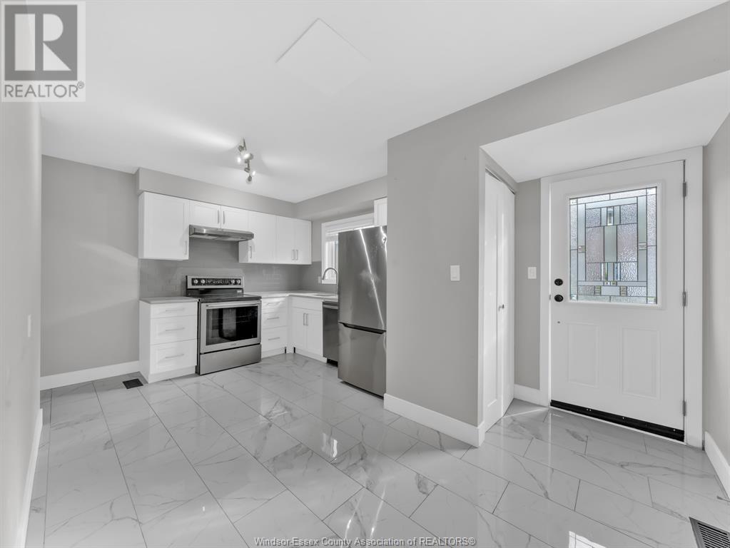 2785 Meadowbrook Lane, Windsor, Ontario  N8T 2Y6 - Photo 3 - 25012084