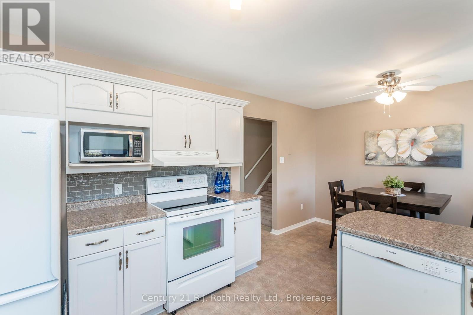 13 Archer Crescent, Springwater, Ontario  L0L 1P0 - Photo 10 - S12146730