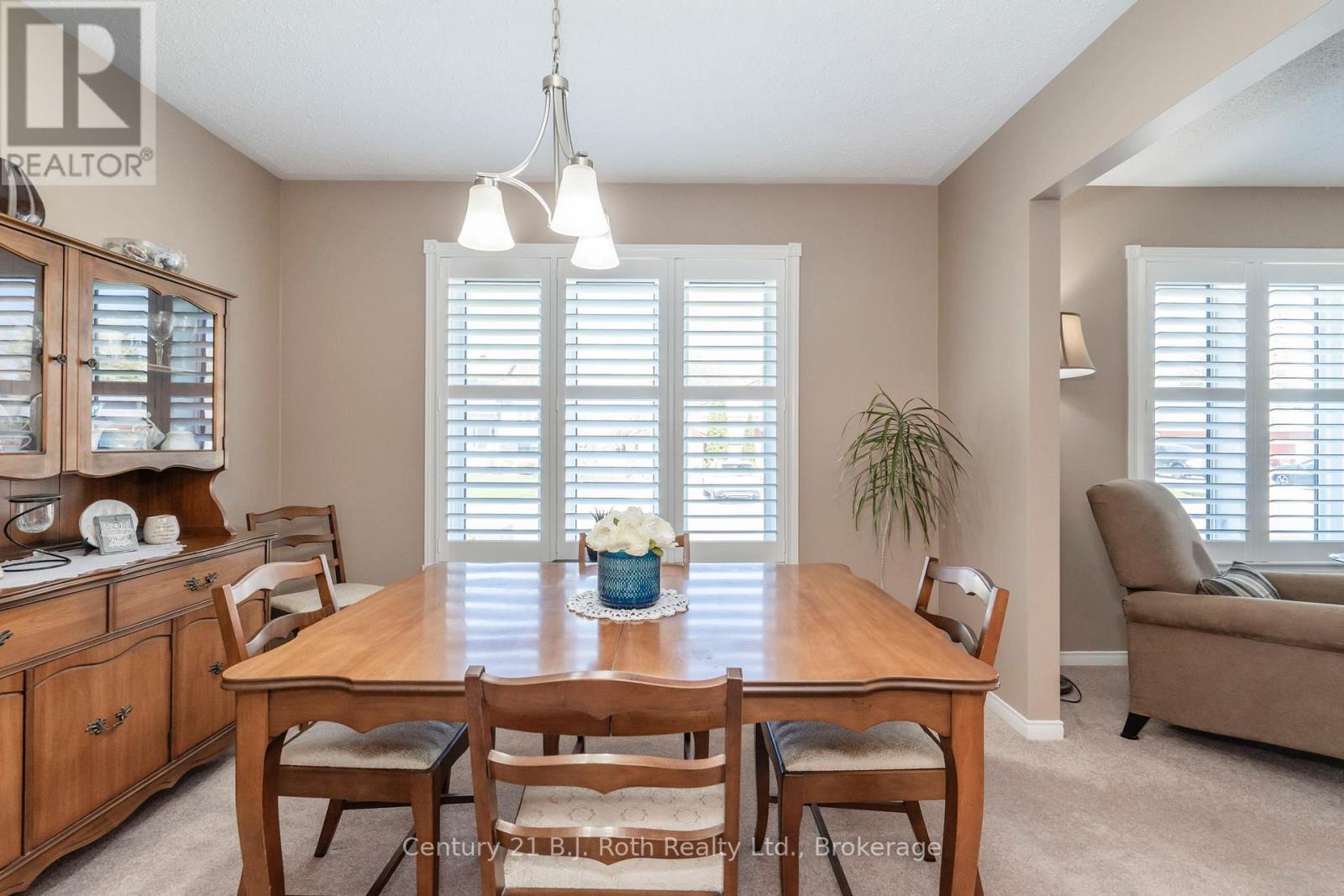 13 Archer Crescent, Springwater, Ontario  L0L 1P0 - Photo 12 - S12146730