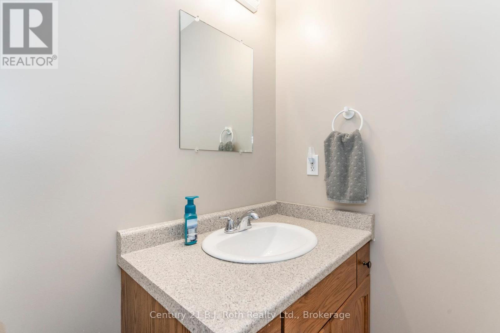 13 Archer Crescent, Springwater, Ontario  L0L 1P0 - Photo 19 - S12146730