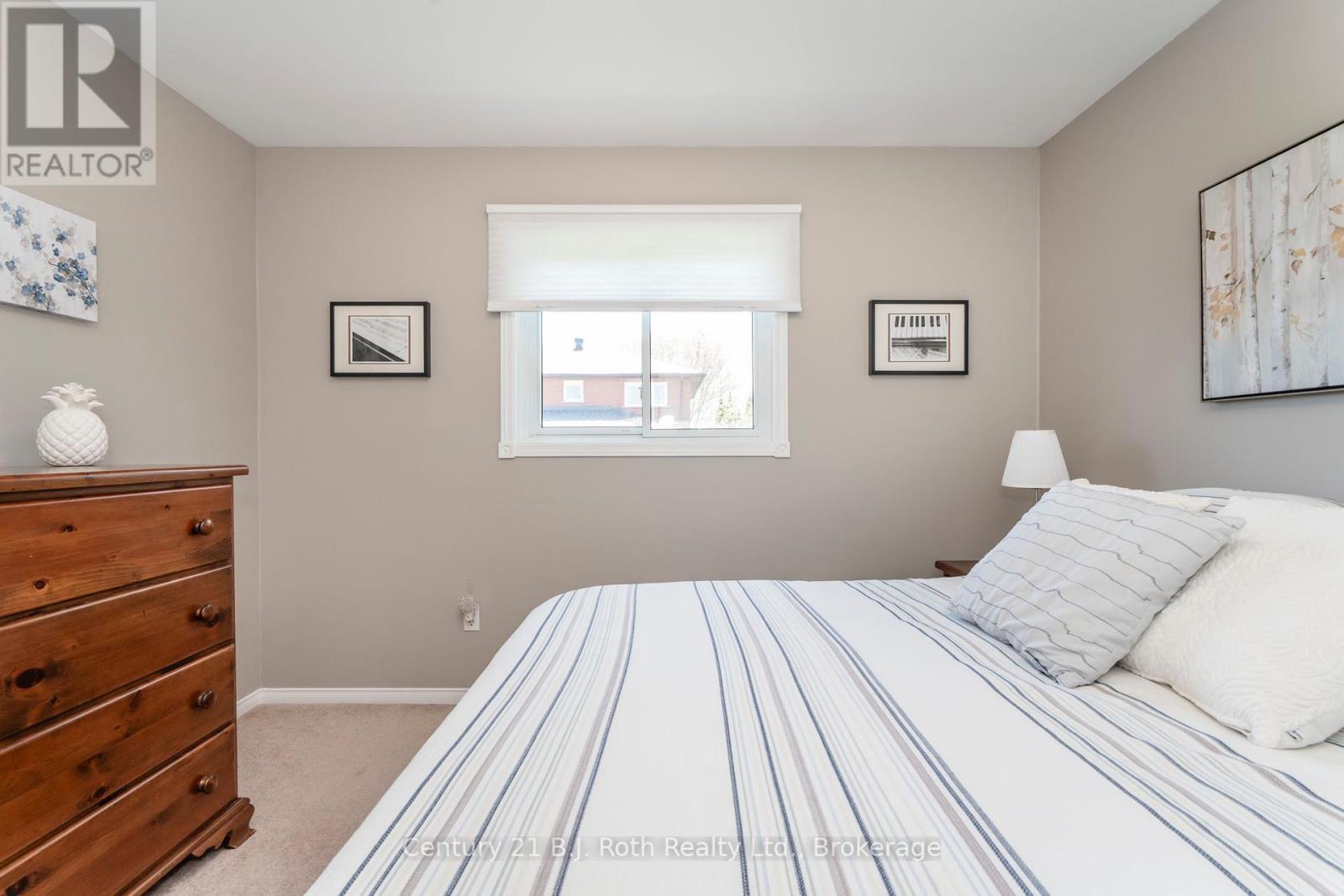 13 Archer Crescent, Springwater, Ontario  L0L 1P0 - Photo 21 - S12146730