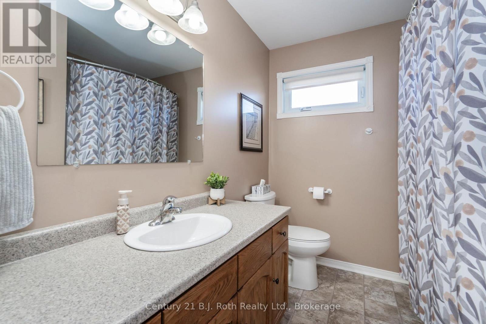 13 Archer Crescent, Springwater, Ontario  L0L 1P0 - Photo 23 - S12146730