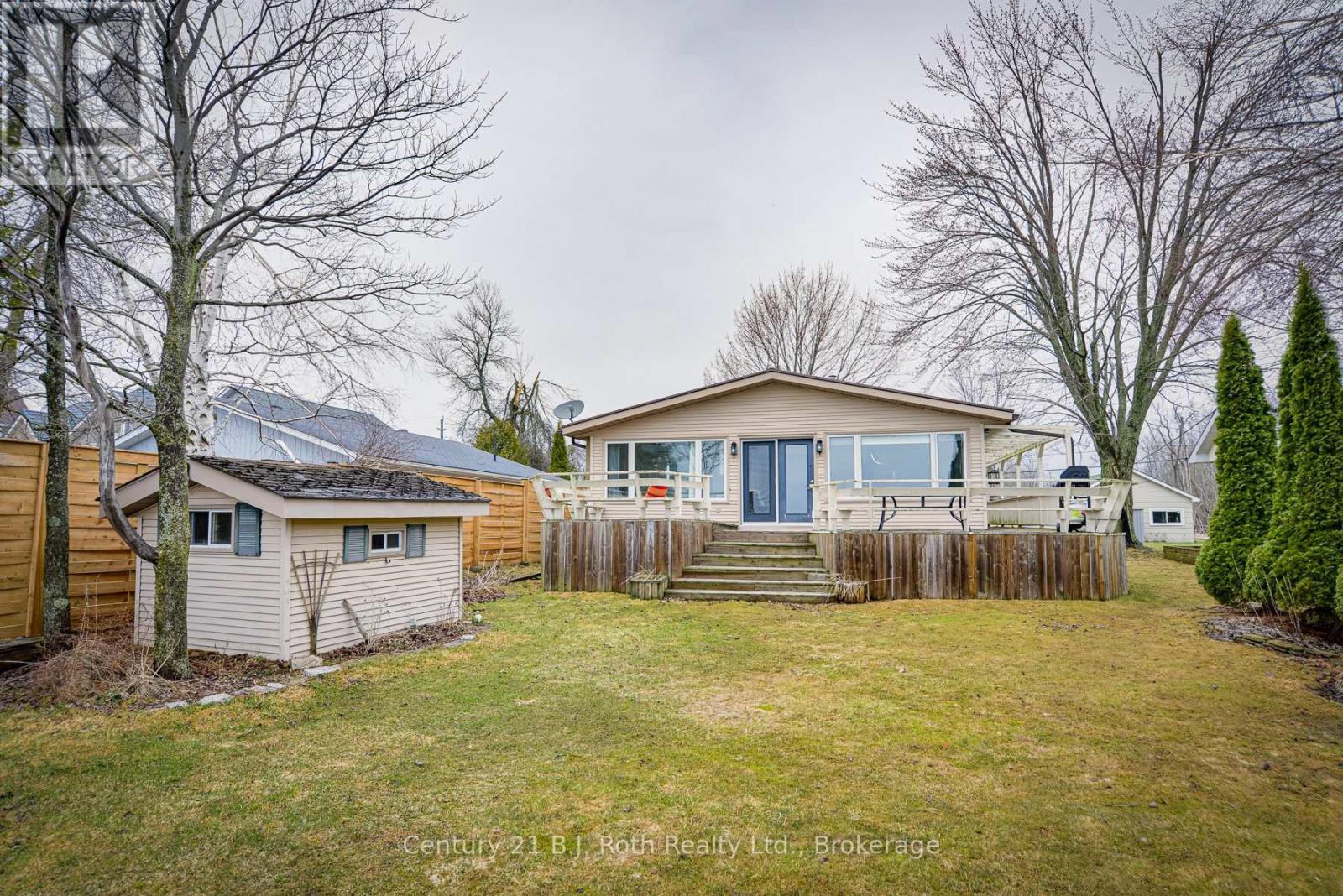 Property at 231 VICTORIA CRESCENT image 1