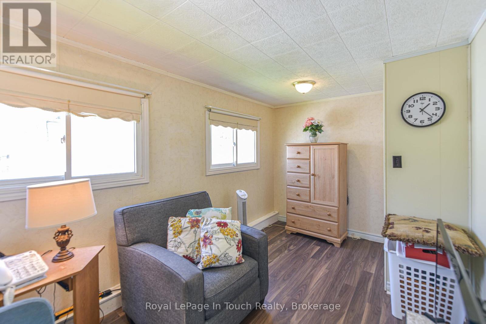 4106 Ash Crescent, Severn, Ontario  L3V 0V1 - Photo 16 - S12146879