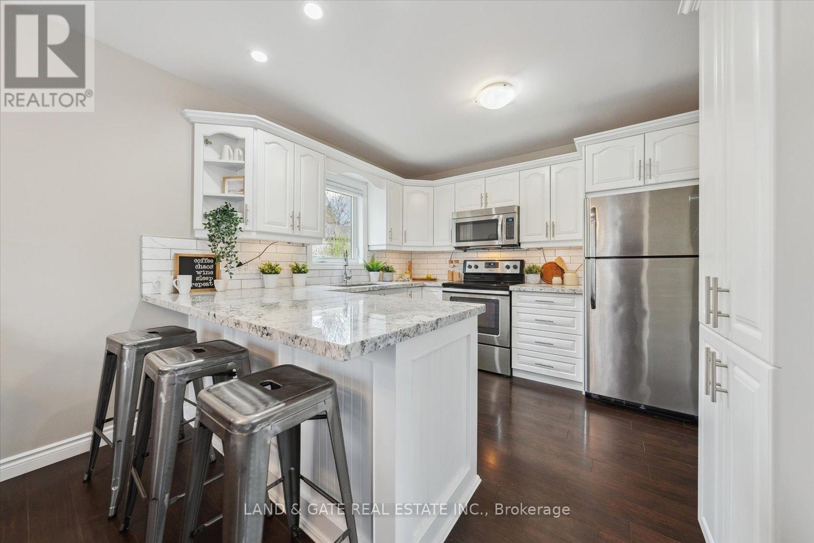 1038 Exeter Street, Oshawa, Ontario  L1G 7E9 - Photo 15 - E12146815