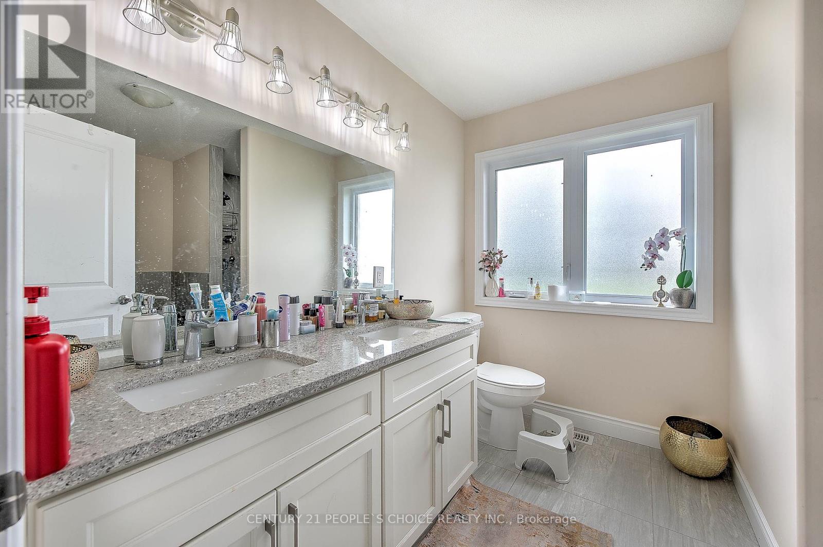 3048 Doyle Drive, London South (South U), Ontario  N6M 0G9 - Photo 32 - X12146538