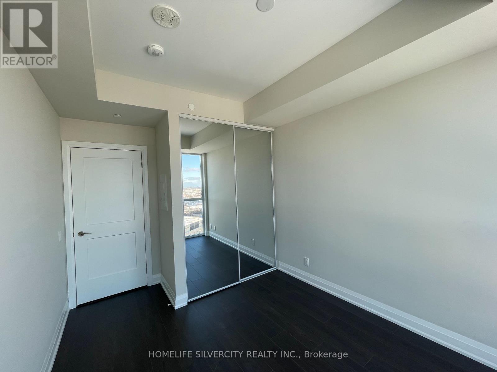 2104 - 15 Lynch Street, Brampton, Ontario  L6W 2Z8 - Photo 4 - W12146585