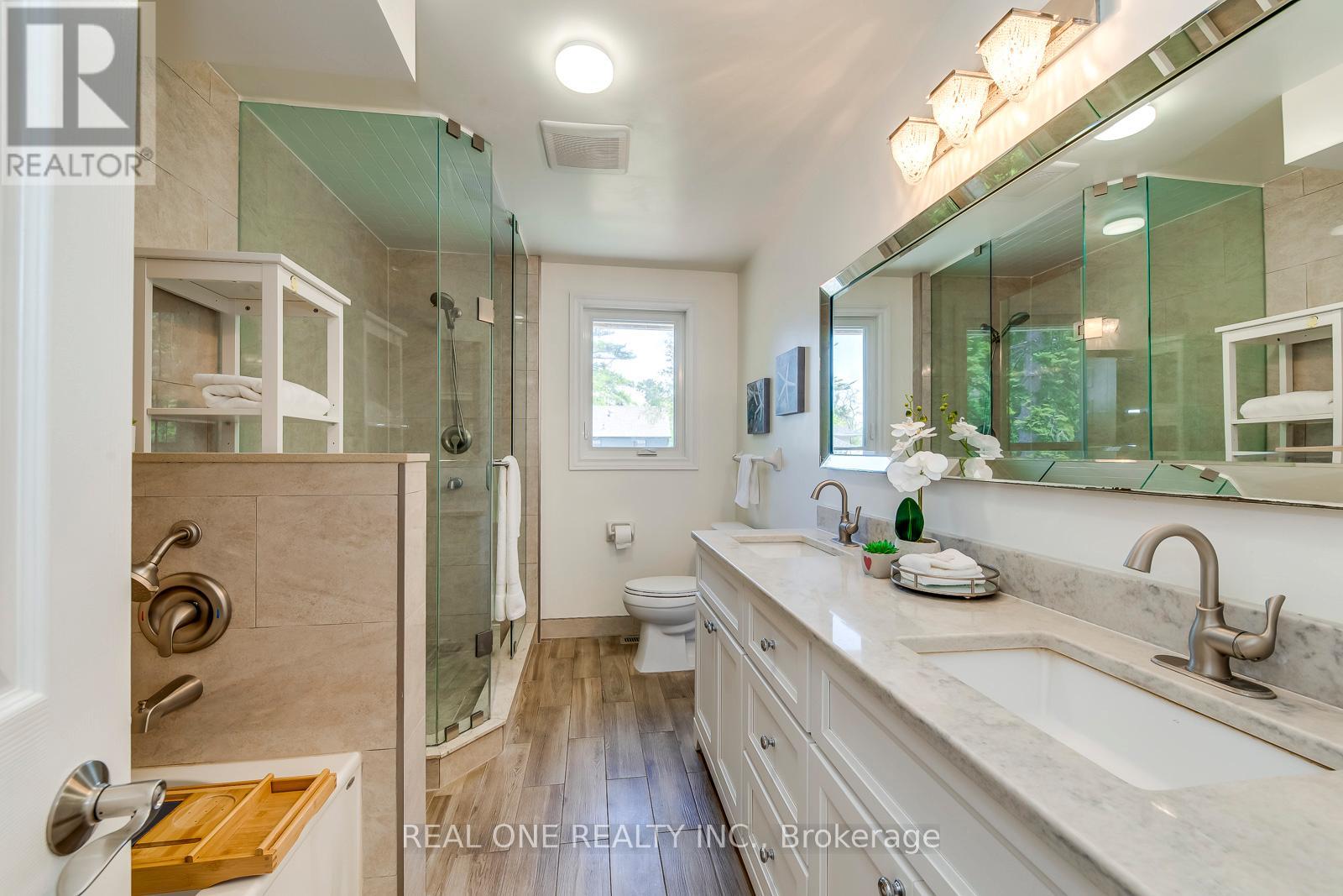 379 Maple Grove Drive, Oakville, Ontario  L6J 4V6 - Photo 29 - W12146590