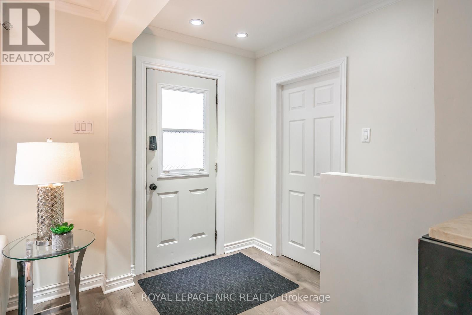 83 Nelles Road, Welland (Lincoln/crowland), Ontario  L3B 2P1 - Photo 9 - X12146738