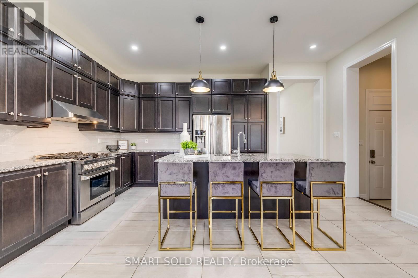 3263 Donald Mackay Street, Oakville, Ontario  L6M 0T1 - Photo 11 - W12146651