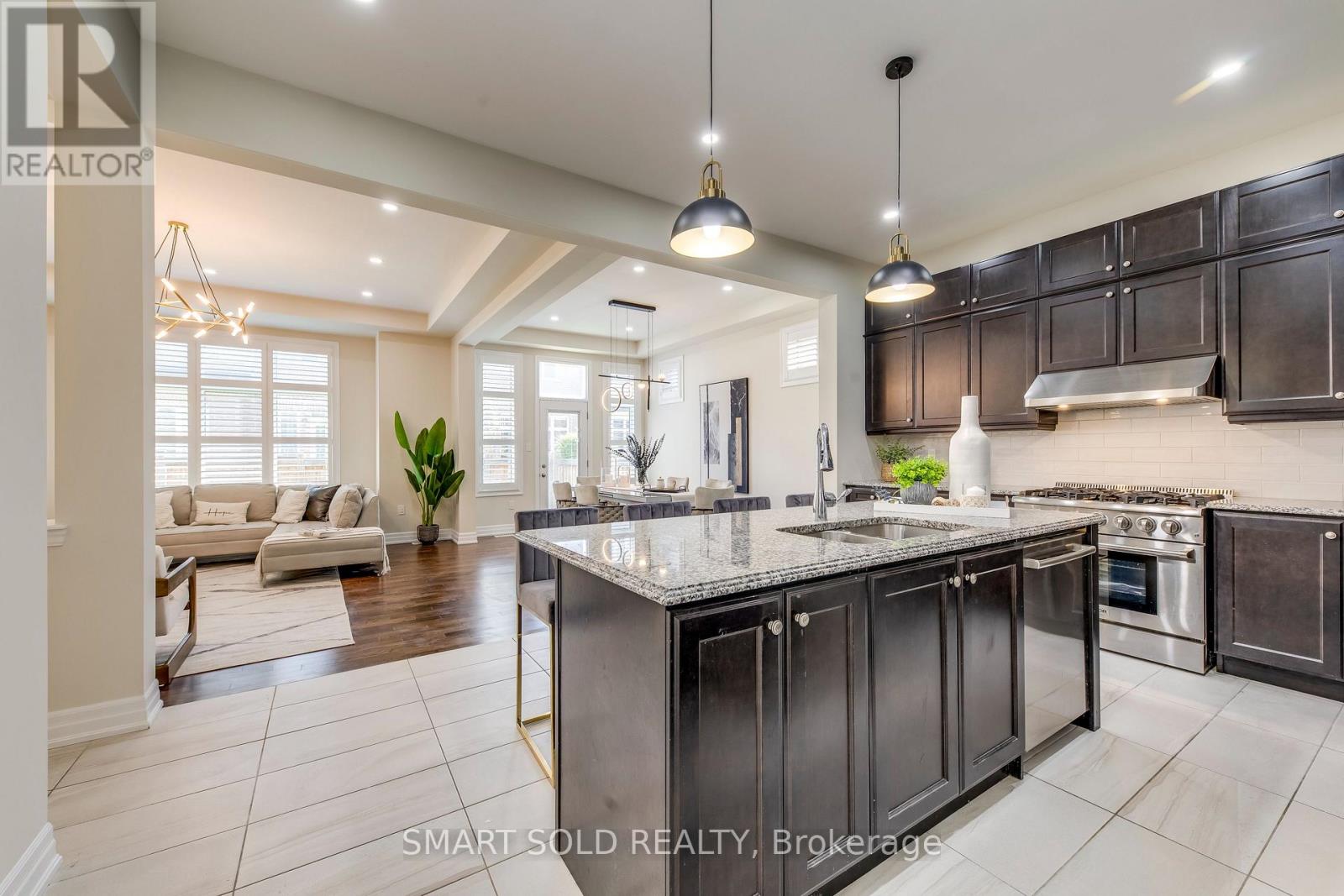 3263 Donald Mackay Street, Oakville, Ontario  L6M 0T1 - Photo 14 - W12146651