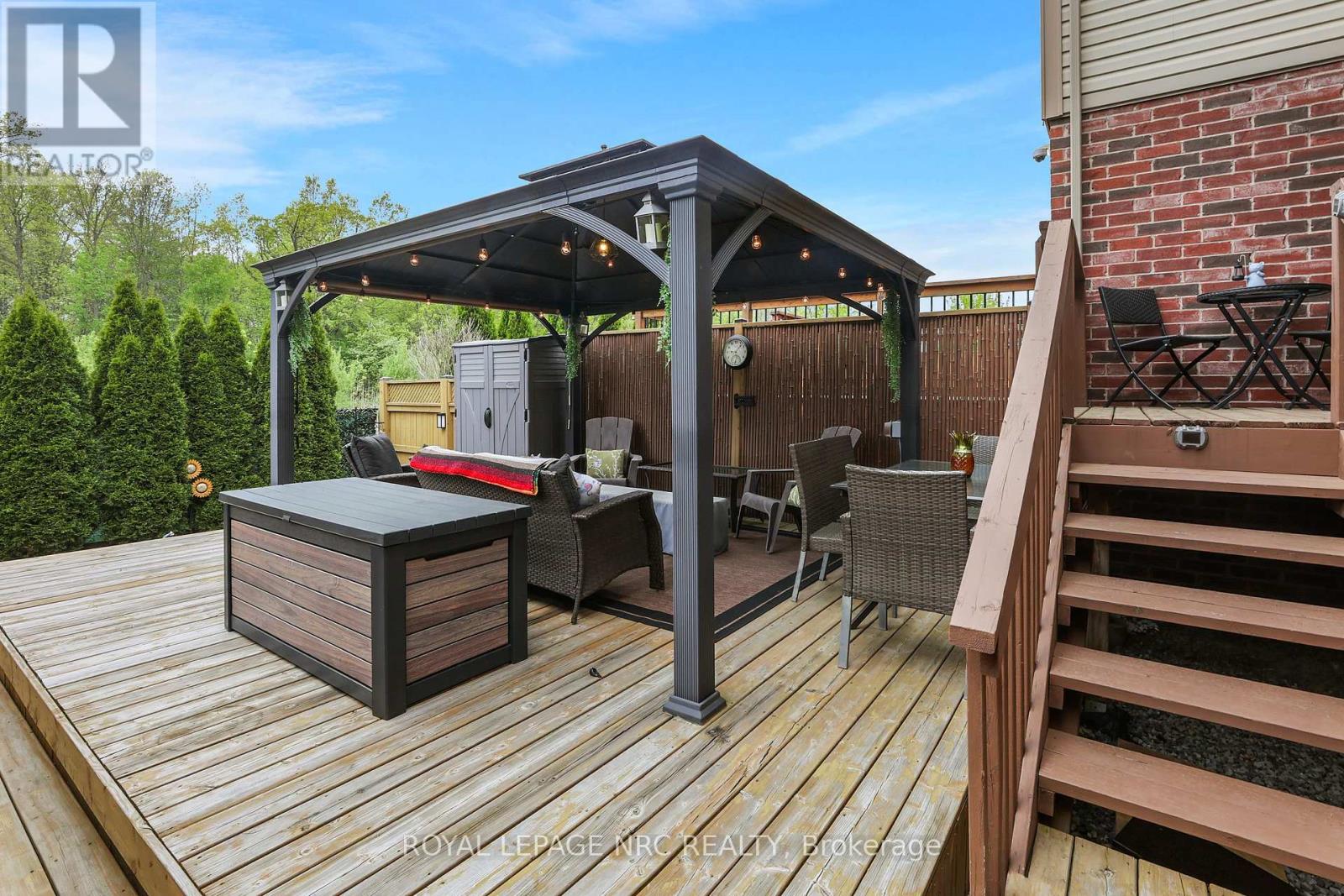 8681 Dogwood Crescent, Niagara Falls, Ontario  L2H 0K9 - Photo 5 - X12146819