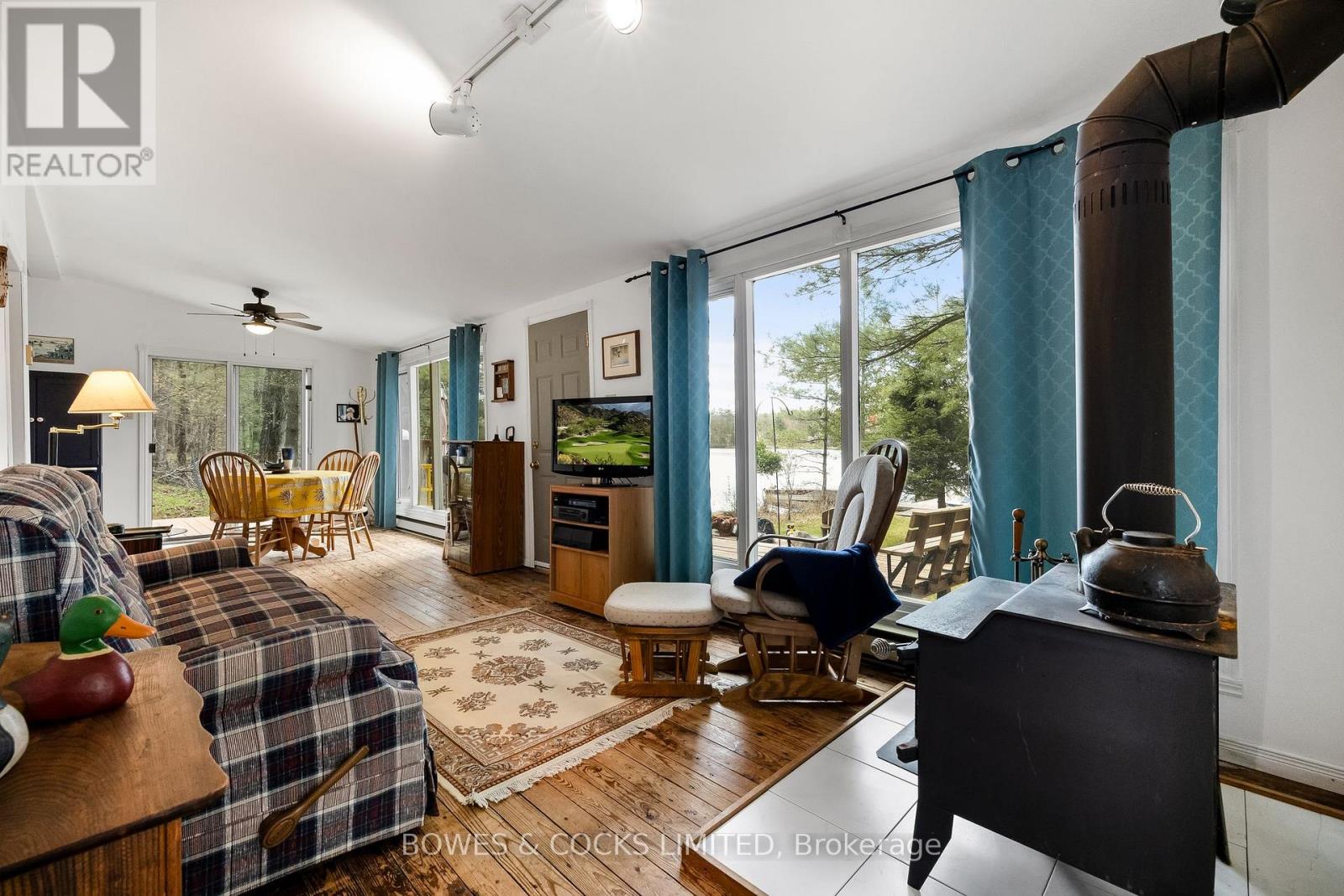 417 Island 38, Havelock-Belmont-Methuen, Ontario  K0L 1Z0 - Photo 11 - X12146749