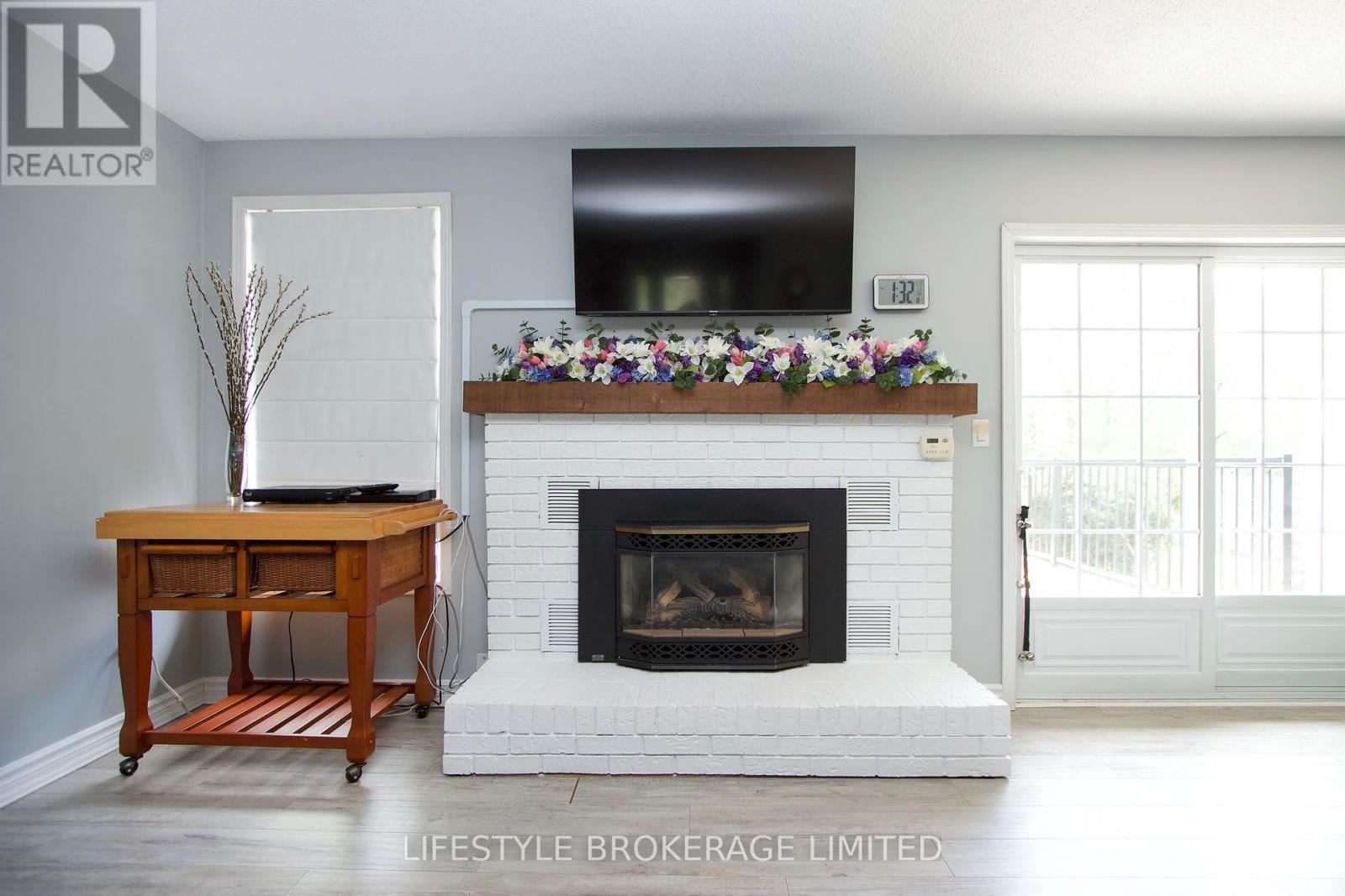 133 Robmar Crescent, Kawartha Lakes (Manilla), Ontario  K0M 2J0 - Photo 14 - X12146759