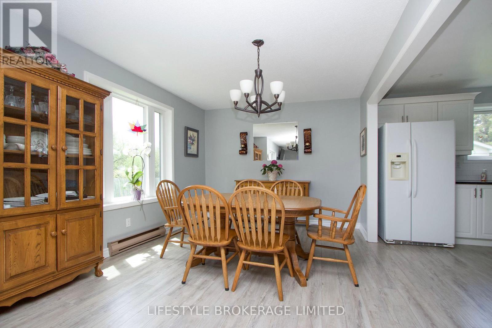 133 Robmar Crescent, Kawartha Lakes (Manilla), Ontario  K0M 2J0 - Photo 16 - X12146759