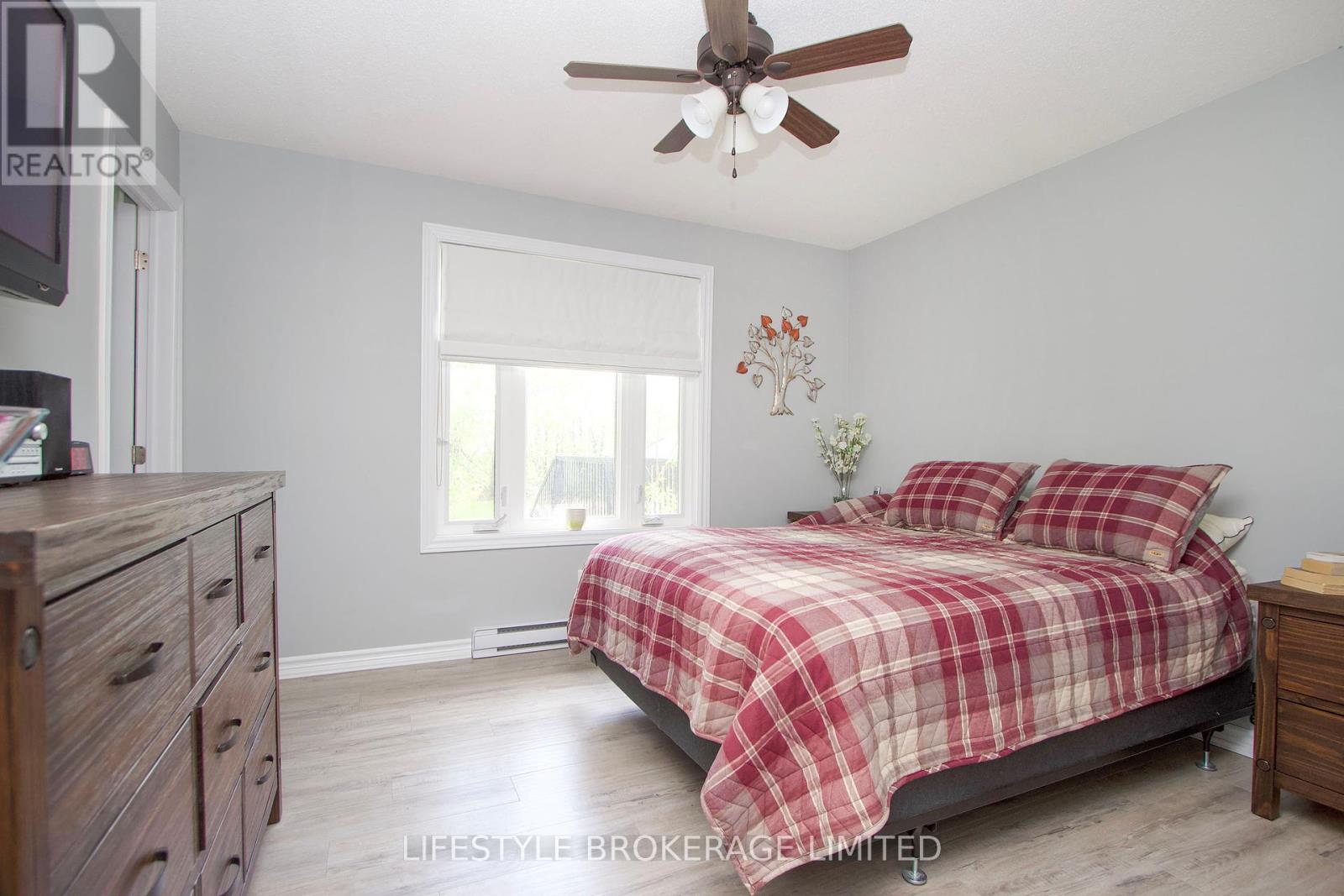 133 Robmar Crescent, Kawartha Lakes (Manilla), Ontario  K0M 2J0 - Photo 21 - X12146759