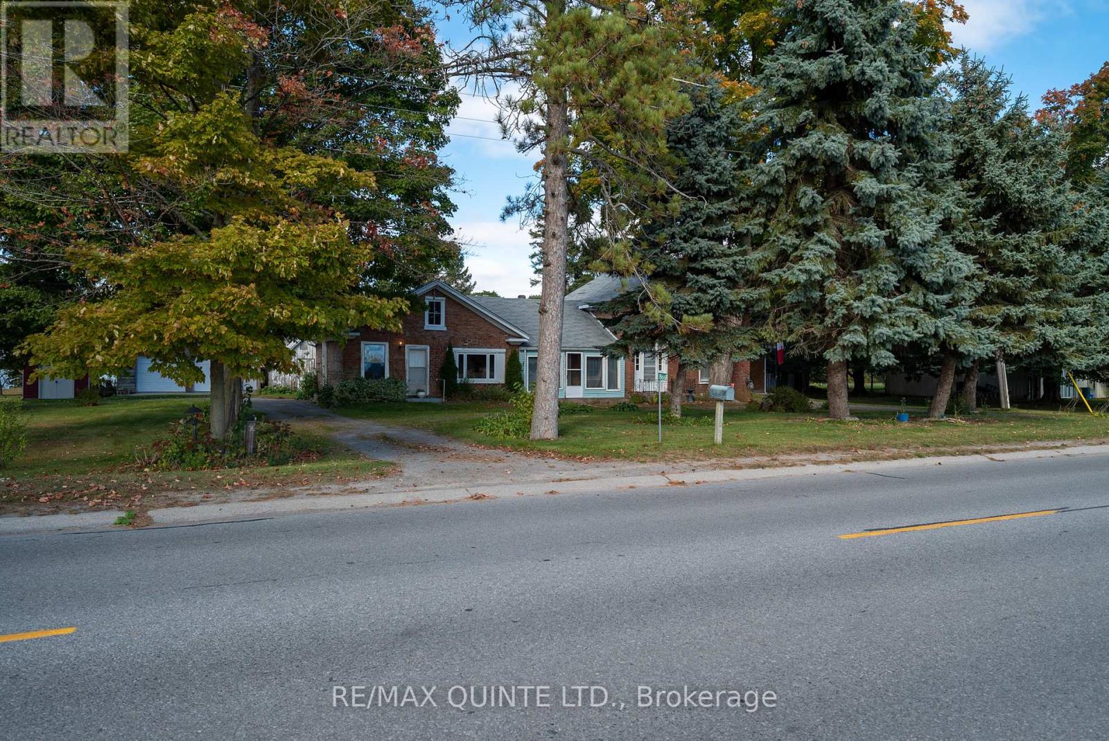 1866-1874 County Rd 12 Road, Prince Edward County (Hallowell Ward), Ontario  K0K 2T0 - Photo 22 - X12146773