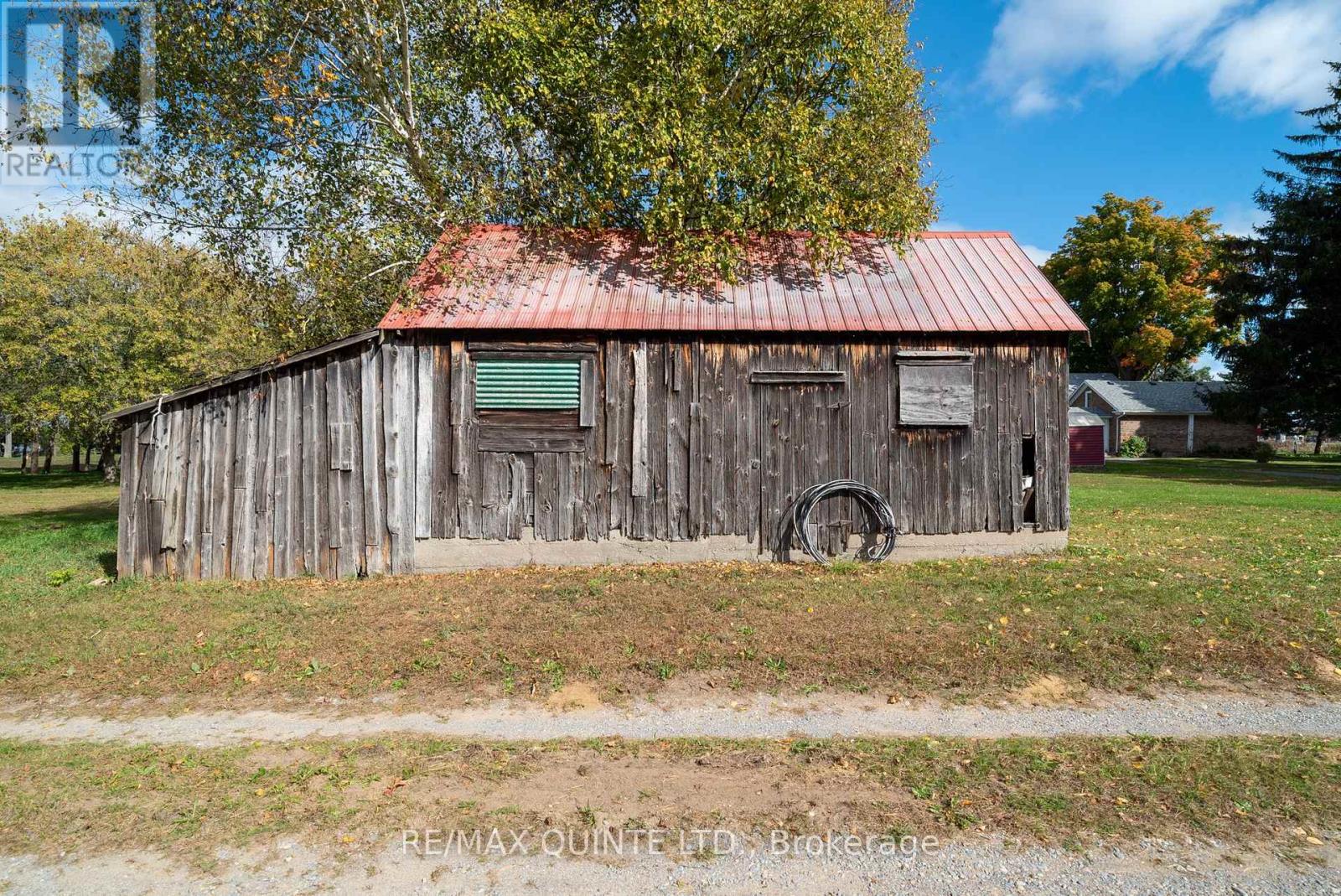1866-1874 County Rd 12 Road, Prince Edward County (Hallowell Ward), Ontario  K0K 2T0 - Photo 46 - X12146773