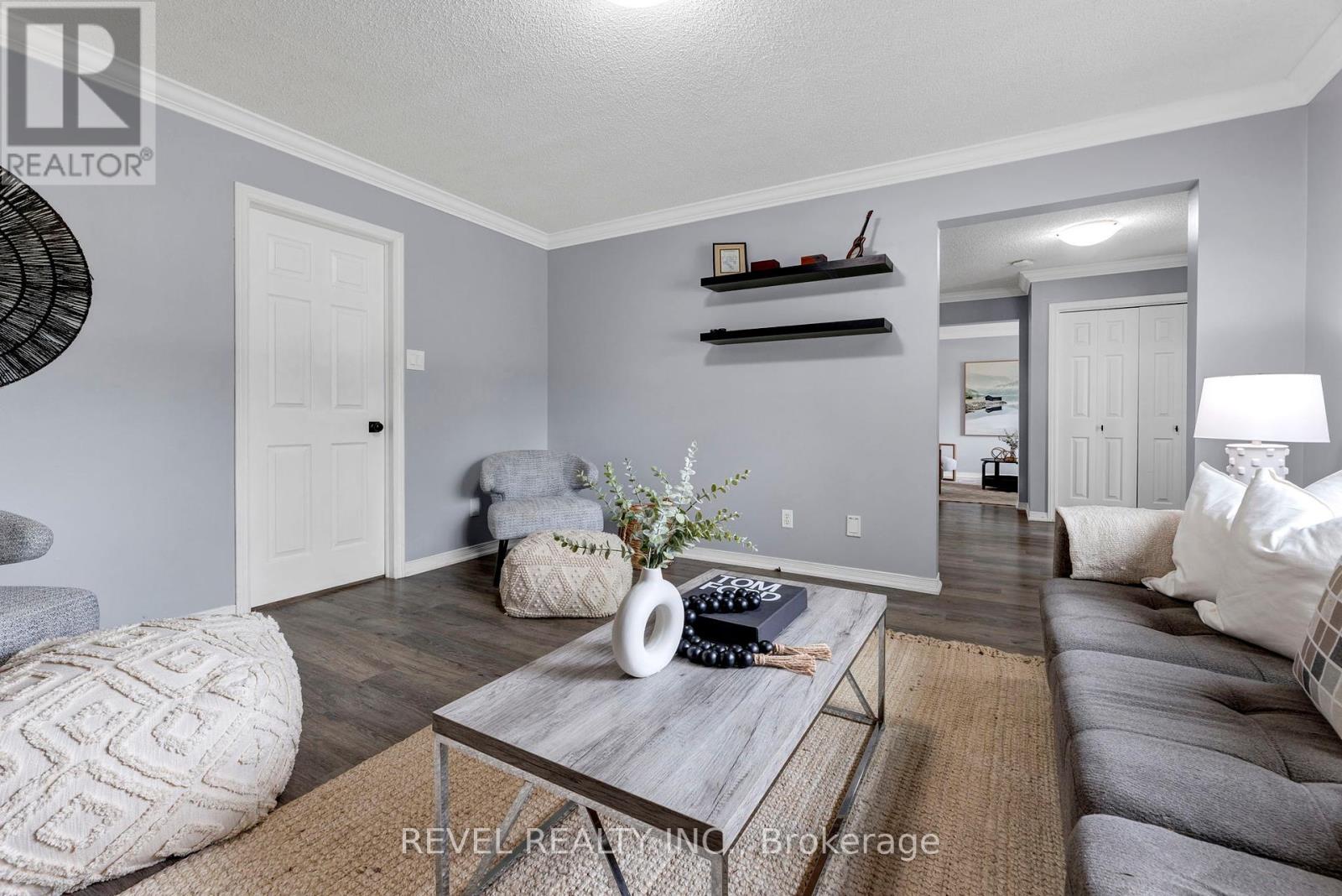 46 Royal Estate Drive, Kawartha Lakes, Ontario  L0A 1K0 - Photo 15 - X12146814