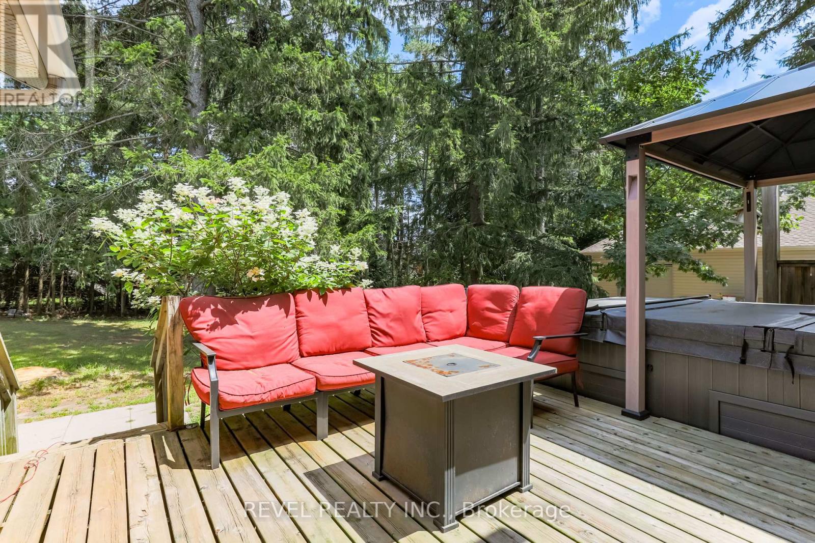 46 Royal Estate Drive, Kawartha Lakes, Ontario  L0A 1K0 - Photo 34 - X12146814
